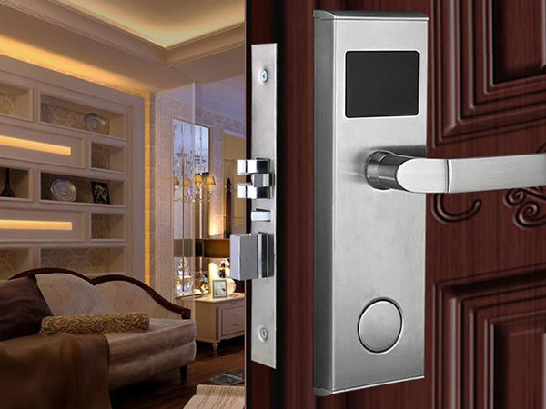 盘龙24小时上门开锁公司